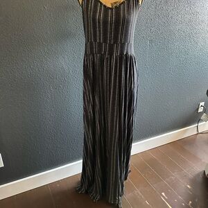 Long Tall Sally (LTS) Black Striped Maxi Dress Tall Size US 10 Pockets